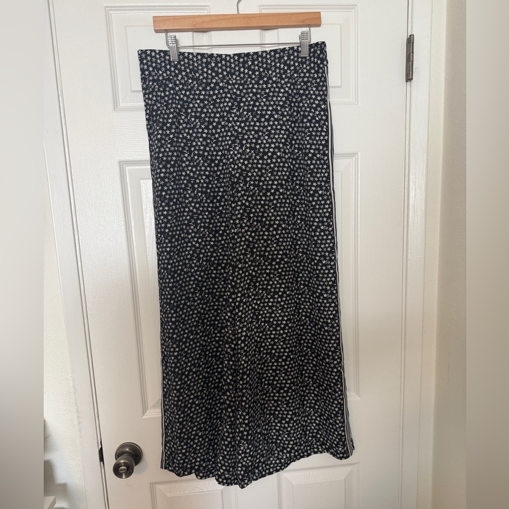 Max Studio L Wide Leg Pants